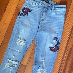 Abercrombie & fitch embroidered skinny jeans